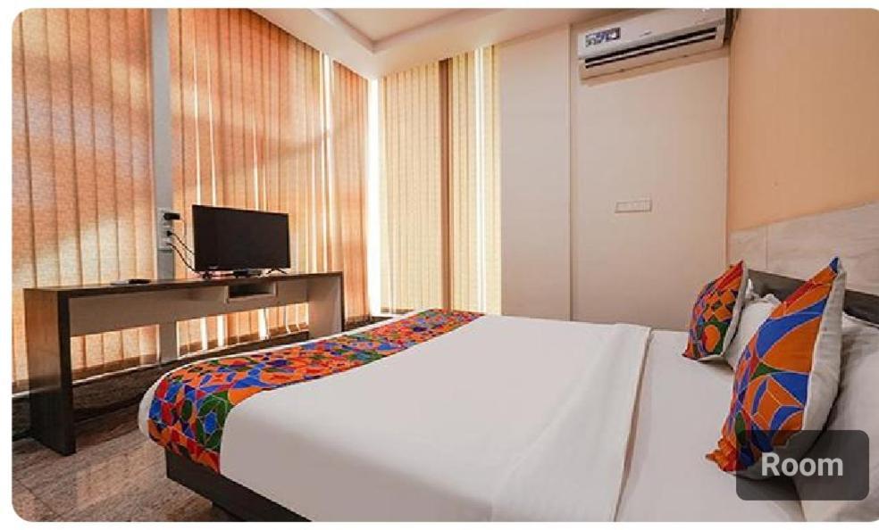 Lavish Residency Hotel Bangalore Exterior photo
